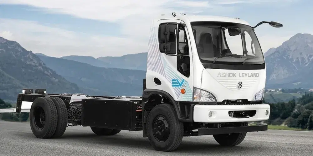 Ashok Leyland BOSS 19T EV — Commercial-Ready Tech and Fleet Usability