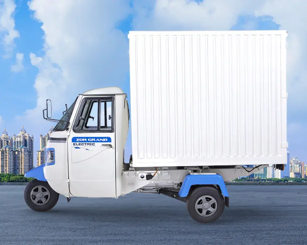 Mahindra Zor Grand DV+ — Where Power Meets Performance